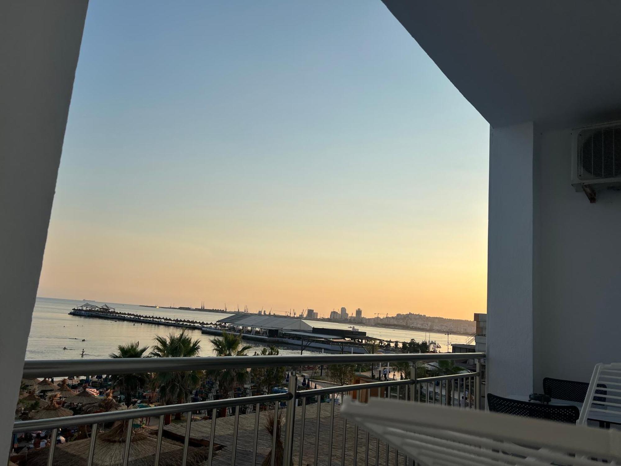 Blue Eye Restaurant And Durrës