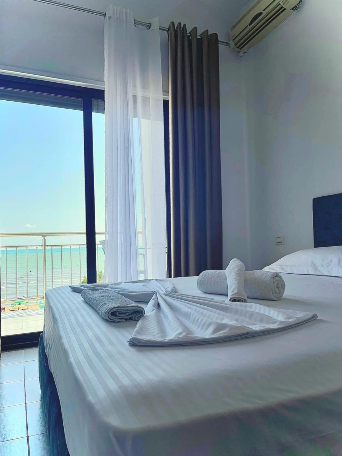Blue Eye Restaurant And Hotel 3*